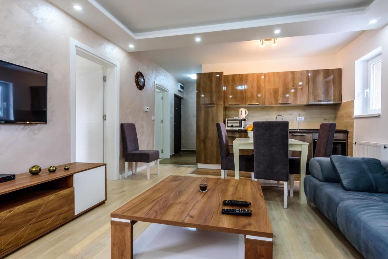 Apartmani “Lazar” I “Lena” Kopaonik Exterior photo